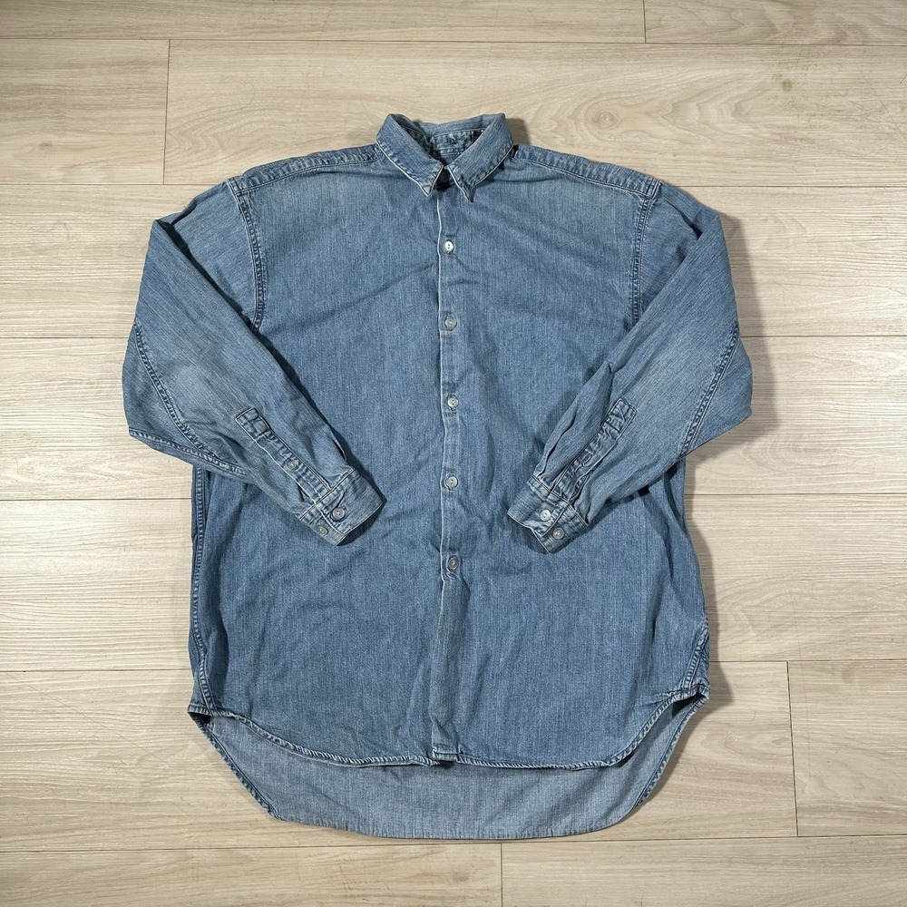 Vintage GAP Mens Denim Shirt Light Wash Blue Cotton Size Medium Western Work